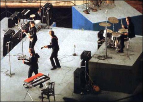 beatles_budokan_darkSuits2