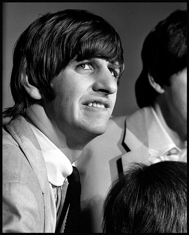 The Beatles at their 1964 press converence in Philadelphia in the basement of Constitution Hall 01