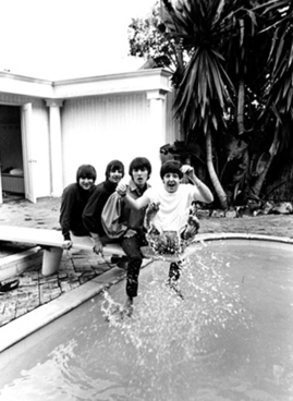 beatles_pool_genesis_04 first time in usa