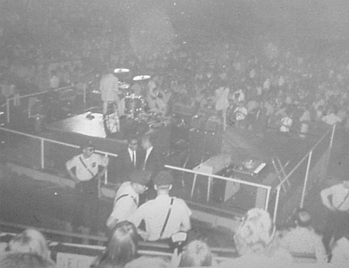 1966-detroit-beatles-concert.jpg