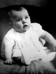 1-ringo-starr-as-a-baby.jpg